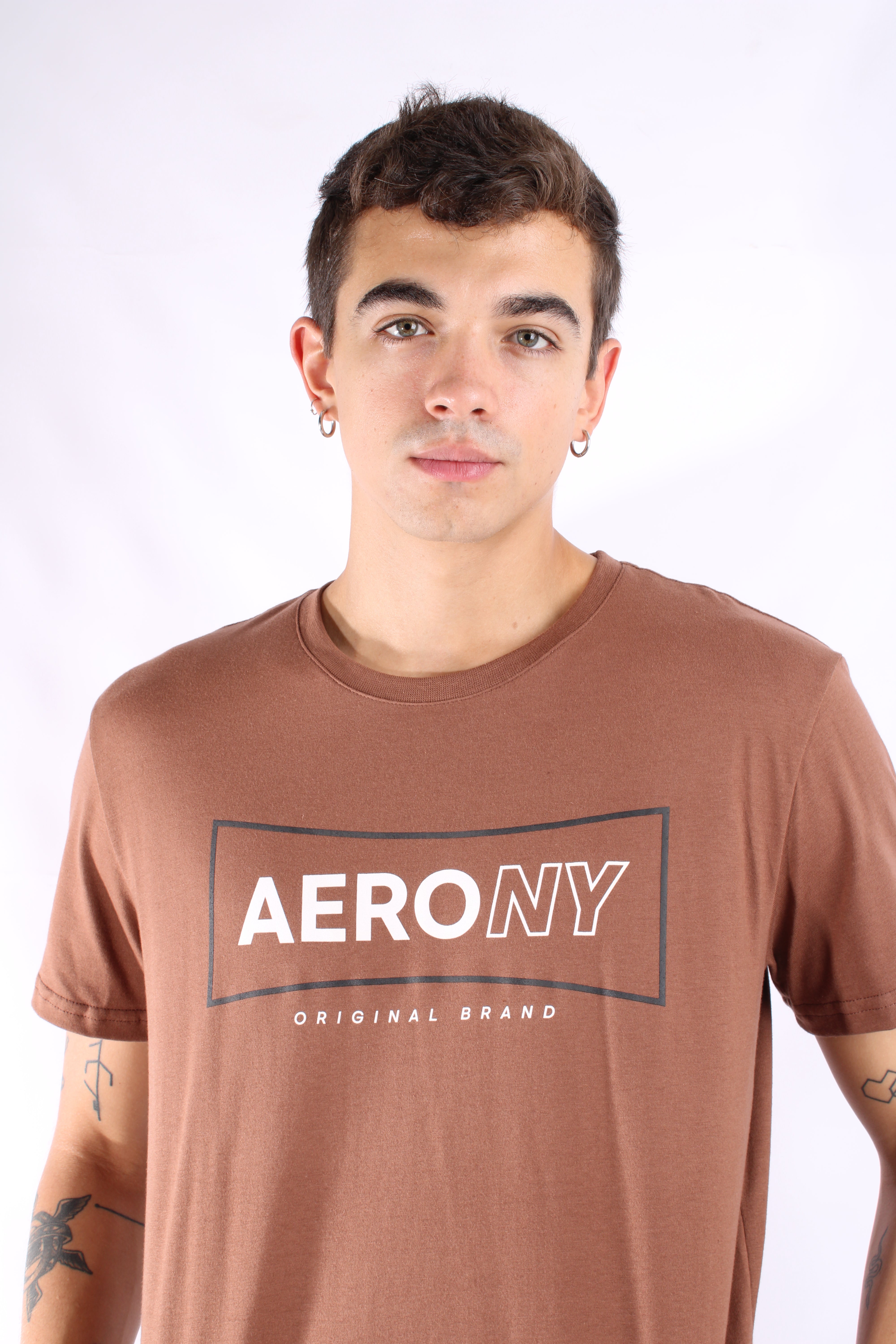 Camiseta Café Para Hombre Aeropostale Level 1 Graphic Tees Amber Gold 4957