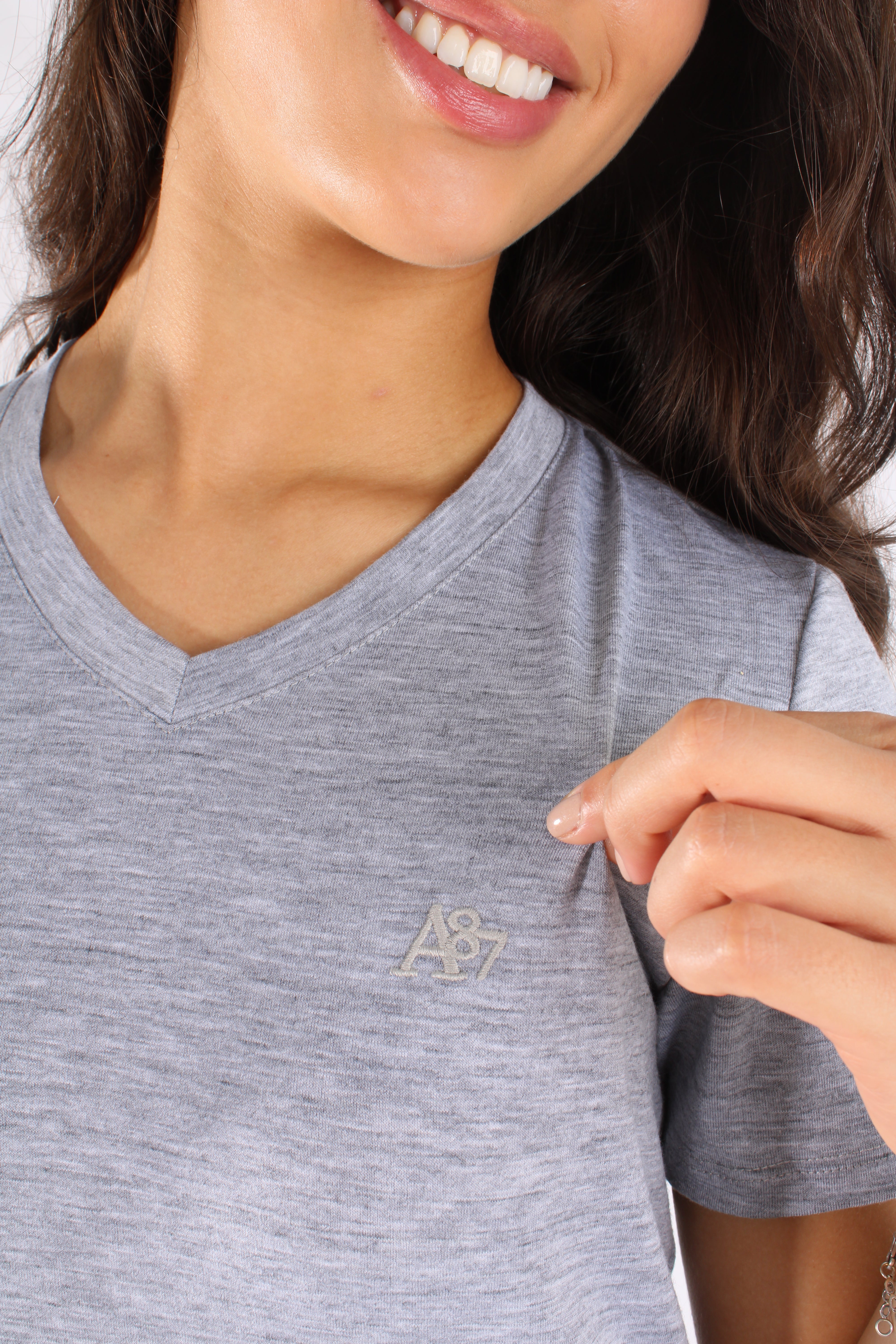 Camiseta Básica Gris Para Mujer Neck V Aero Girls Solid Ss Lhg