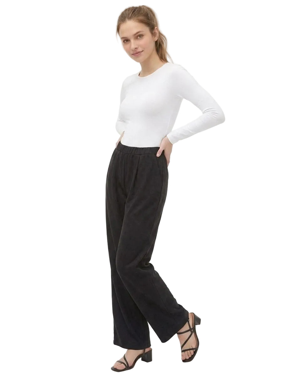 Pantalón Tela de Mujer Negro Aero Girls Basic Wvn Pants Dark Black 2315