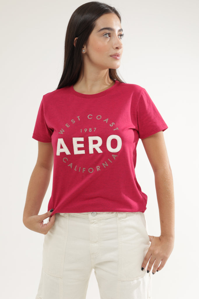 Camiseta Para Mujer Plush Big Aero Graphic Level 2 Fucsia Benetton