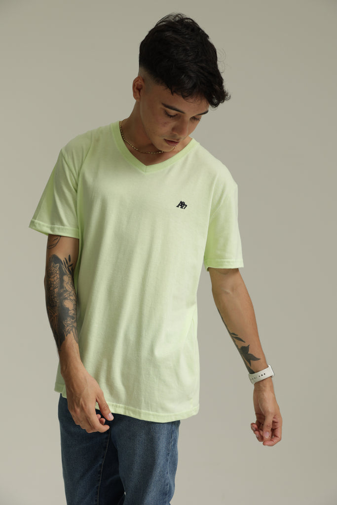 Camiseta Basica Para Hombre Aero Guys Ss Tees Lime Cream V Neck
