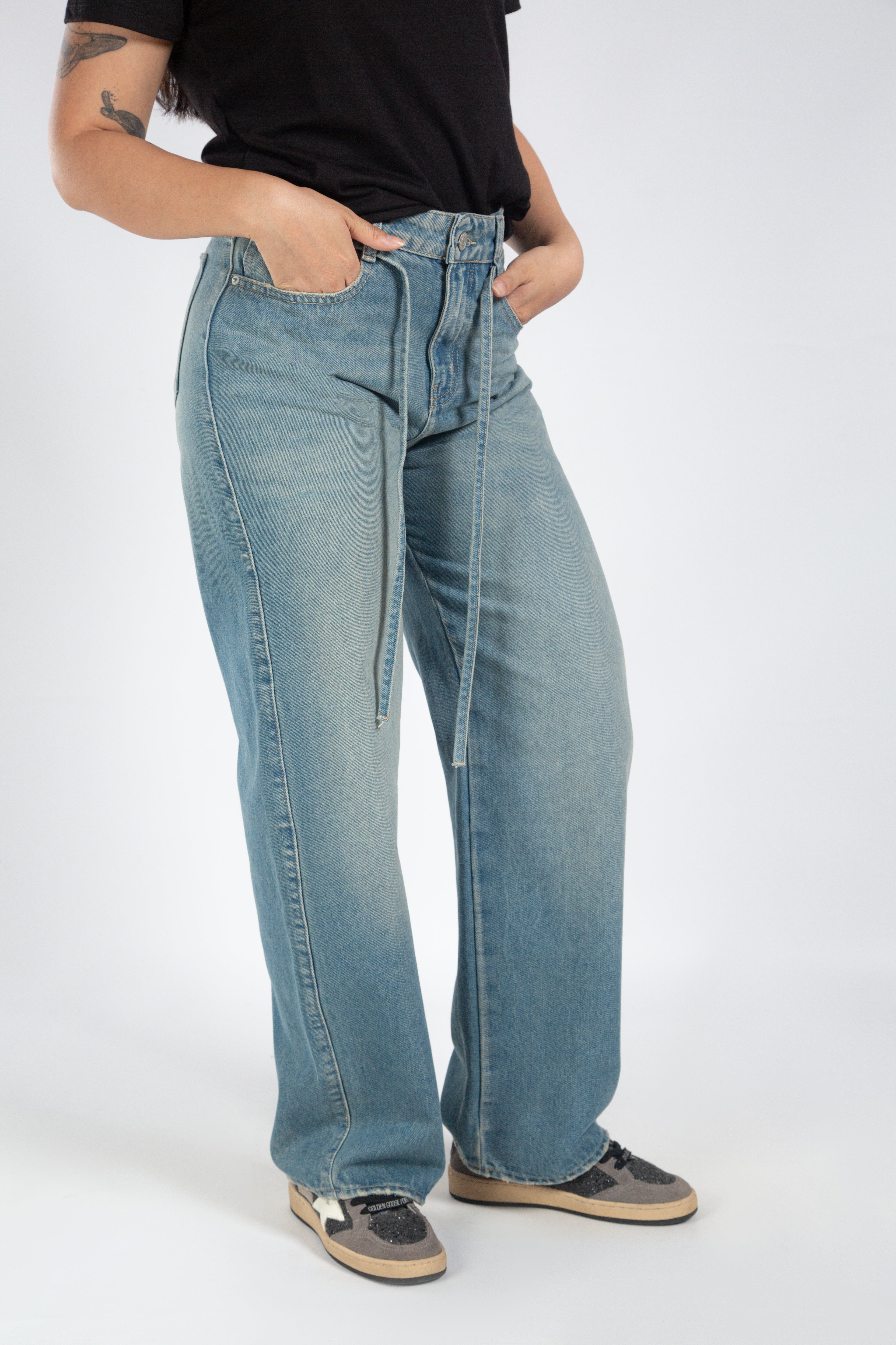 Jean para Mujer Aeropostale Guys Slim Straight Light Wash 4089