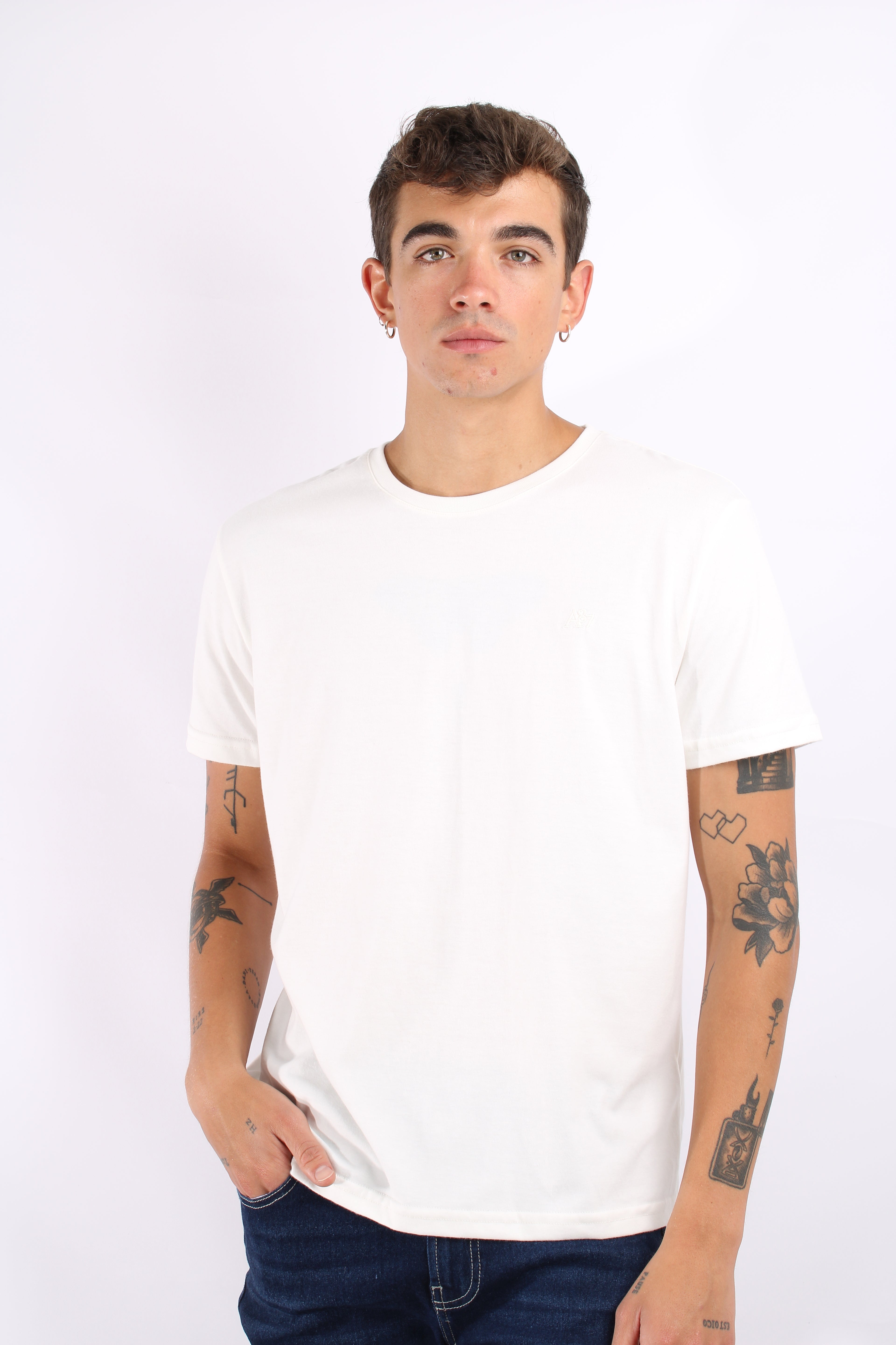 Camiseta Basica Blanca  Para Hombre Aeropostale Guys Ss Tees Bleach 4240